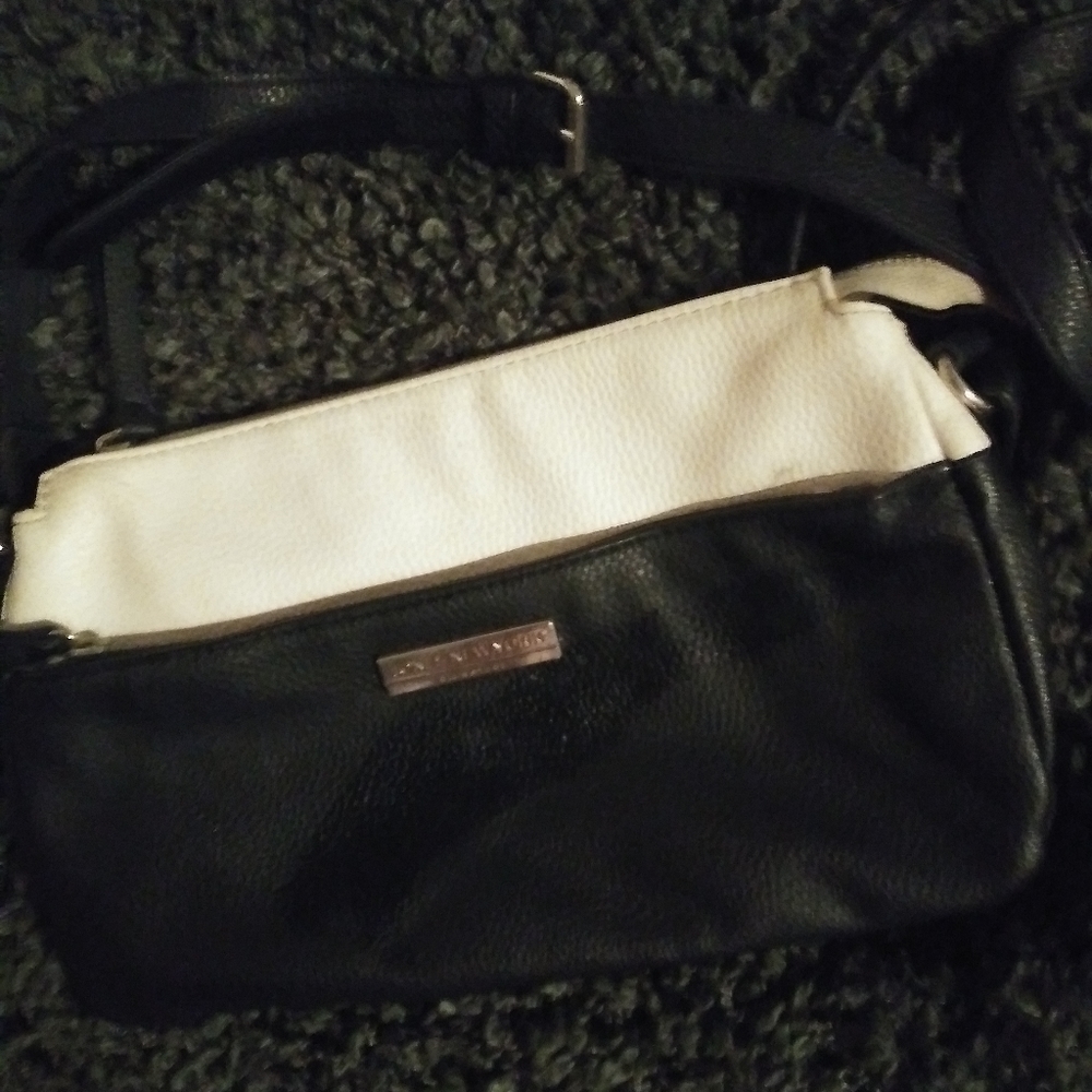 Jones New York purse like new